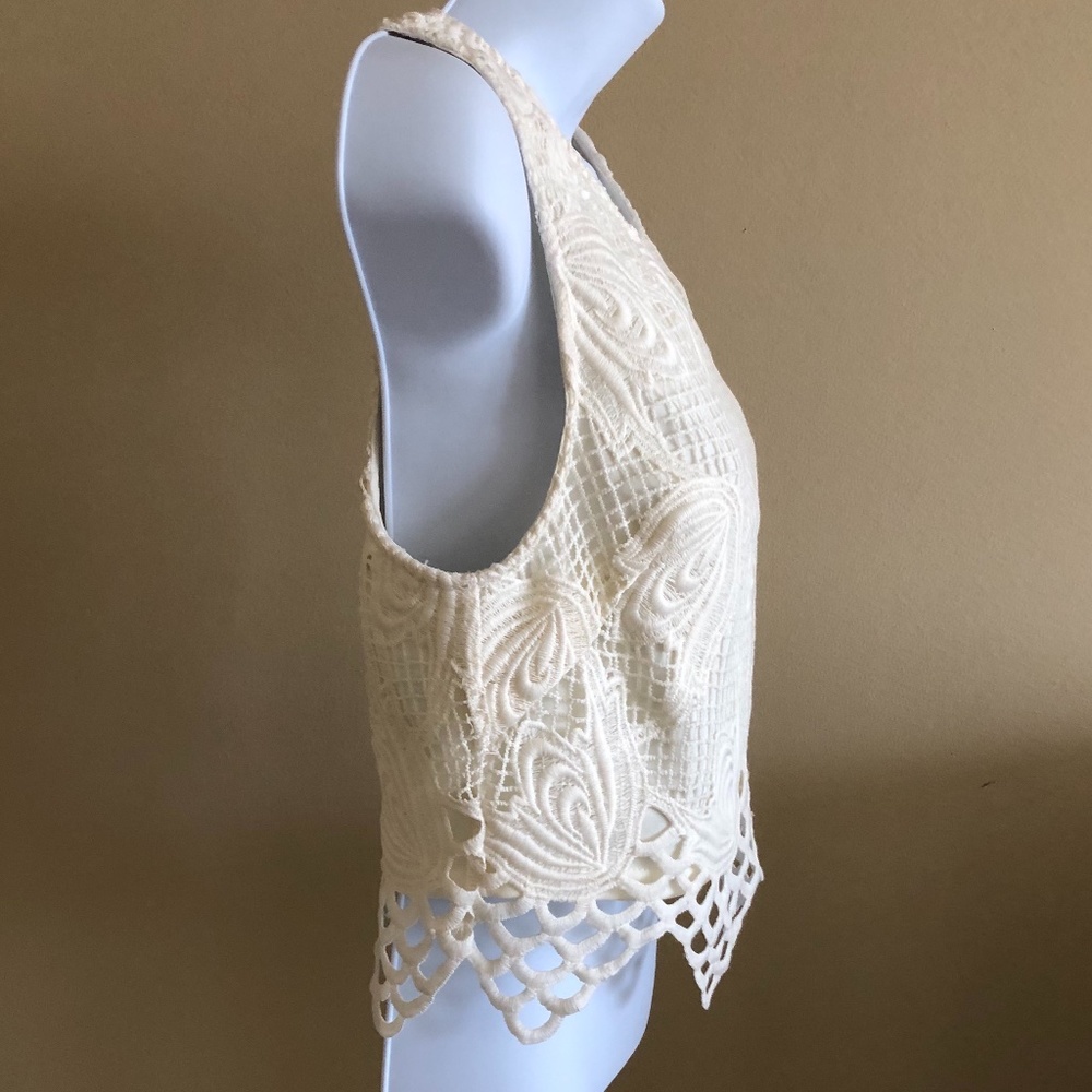 Top - Picture 4 of 6